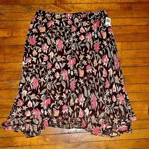 JM Collection women’s 18w colorful long skirt. New